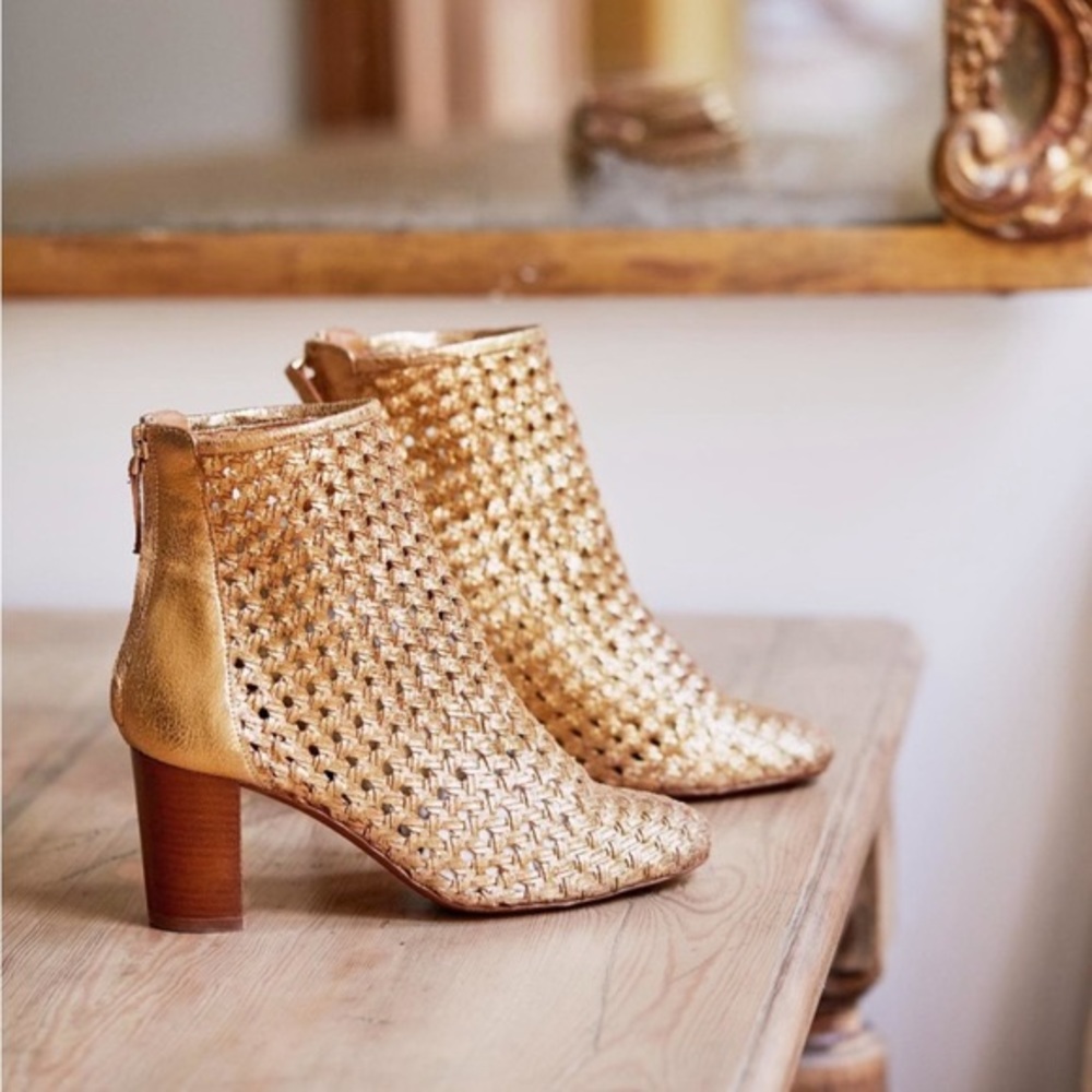 Sezane Alba Gold Boots NWT